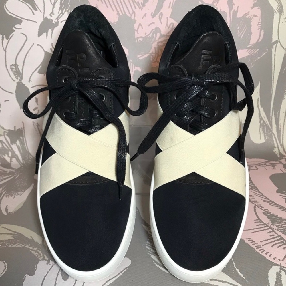 Filling Pieces Black & Ivory Lace-Up Tennis Shoes Size 37